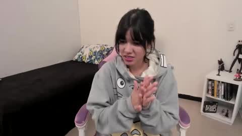 Yuna online show from 10, 2, 2025