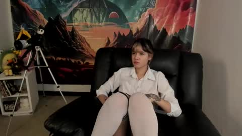 Yuna online show from 2, 4, 2026