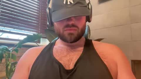 Snapshot of yunggffr chatting on 22, 3, 2026 bearcubbttm online show from 22, 3, 2026