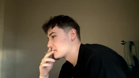 Snapshot of yungstudbev chatting on 19, 12, 2024 yungstudbev online show from 19, 12, 2024