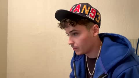 Snapshot of yungstudbev chatting on 21, 12, 2024 yungstudbev online show from 21, 12, 2024