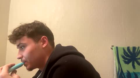 Snapshot of yungstudbev chatting on 29, 12, 2024 yungstudbev online show from 29, 12, 2024