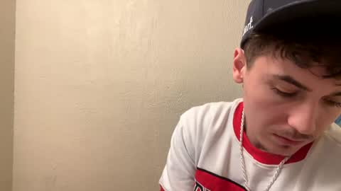 Snapshot of yungstudbev chatting on 31, 12, 2024 yungstudbev online show from 31, 12, 2024