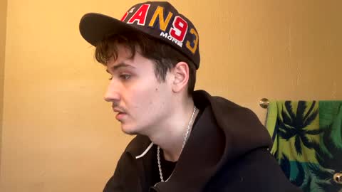 Snapshot of yungstudbev chatting on 23, 1, 2025 yungstudbev online show from 23, 1, 2025