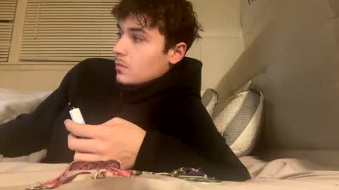 Snapshot of yungstudbev chatting on 5, 2, 2025 yungstudbev online show from 5, 2, 2025