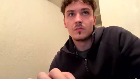 Snapshot of yungstudbev chatting on 13, 9, 2025 yungstudbev online show from 13, 9, 2025