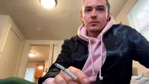 yungstudbev online show from 19, 3, 2026