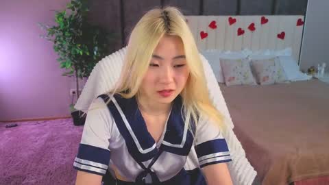 Yunna  online show from 24, 3, 2026