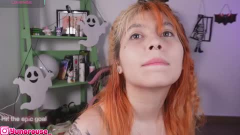 yunorose_ online show from 4, 11, 2025