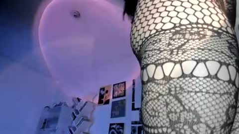 Snapshot of yury_sun chatting on 7, 7, 2026 paola online show from 7, 7, 2026