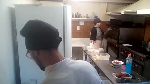 Snapshot of yuumis chatting on 1, 2, 2025 Yuumi online show from 1, 2, 2025