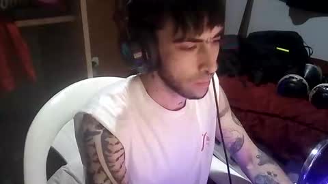 Snapshot of yuumis chatting on 8, 10, 2025 Yuumi online show from 8, 10, 2025