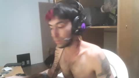 Snapshot of yuumis chatting on 20, 10, 2025 Yuumi online show from 20, 10, 2025