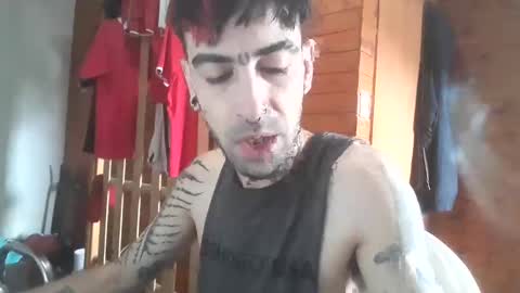 Snapshot of yuumis chatting on 18, 11, 2025 Yuumi online show from 18, 11, 2025