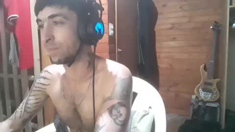 Snapshot of yuumis chatting on 26, 11, 2025 Yuumi online show from 26, 11, 2025