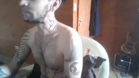 Snapshot of yuumis chatting on 2, 12, 2025 Yuumi online show from 2, 12, 2025