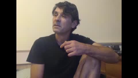 Snapshot of yvesstorm5 chatting on 4, 1, 2025 yvesstorm5 online show from 4, 1, 2025