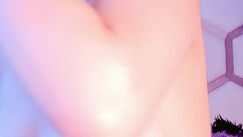 Snapshot of yvi_taylor chatting on 10, 2, 2026 yvi online show from 10, 2, 2026