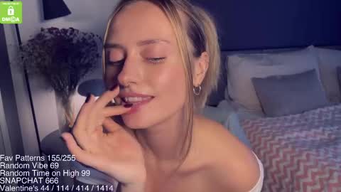 The Queen Bitch of the United Kingdom online show from 14, 2, 2025