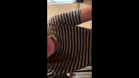 Snapshot of yzza_suave chatting on 9, 11, 2025 yzza_suave online show from 9, 11, 2025