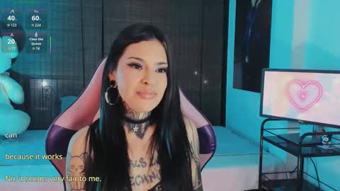 Snapshot of z_e_t_h_a chatting on 8, 11, 2025 tazzie online show from 8, 11, 2025