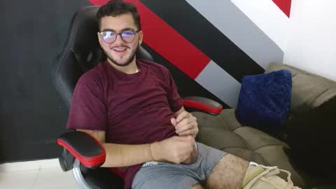 Zack  online show from 19, 12, 2025