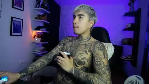 zac_muller1 online show from 12, 6, 2026