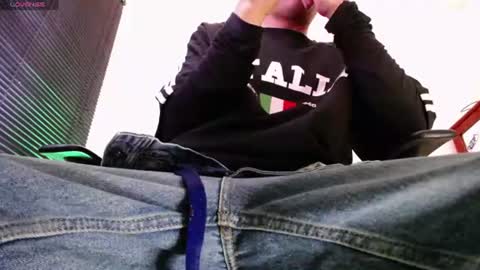 Zac Freelance model online show from 1, 7, 2026