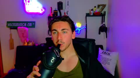 Zach Rhyder online show from 29, 4, 2026