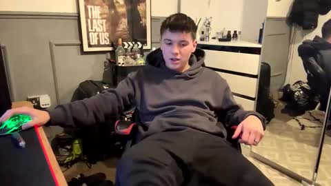 Zachbritboy online show from 6, 3, 2025