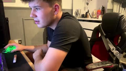 Zachbritboy online show from 17, 9, 2025