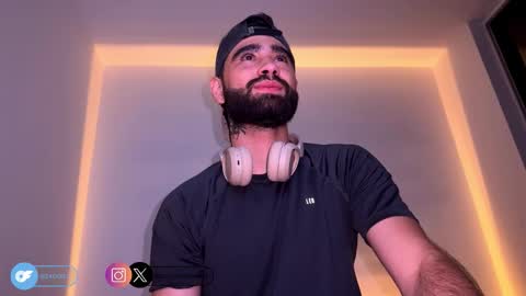 zack_sullivan22 online show from 24, 9, 2025