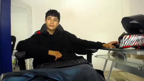 zack online show from 19, 12, 2024