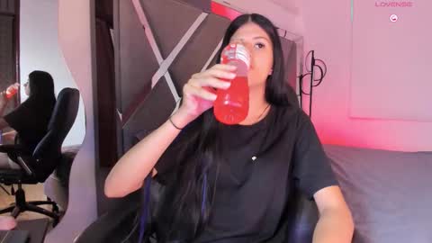 Snapshot of zafiranavarro chatting on 21, 12, 2025 zafira online show from 21, 12, 2025