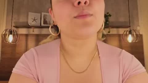 Claire  online show from 27, 7, 2026