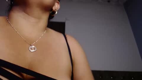 Zahi ... wants to play with everyone...yessss online show from 18, 10, 2025