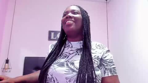 Snapshot of zairaa_black chatting on 9, 10, 2025 Zaira  online show from 9, 10, 2025