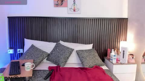 zaira online show from 3, 5, 2026