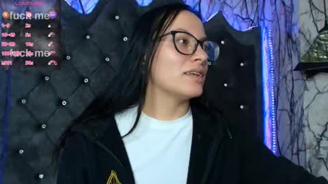   online show from 8, 9, 2025