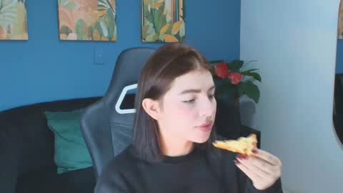 zamira_taylor online show from 7, 2, 2026