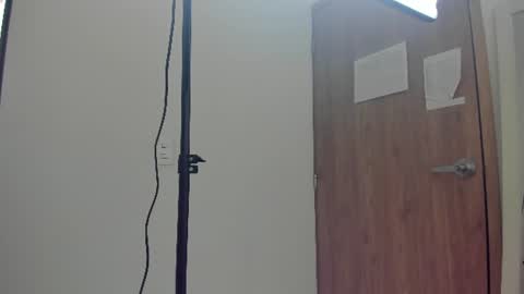 Snapshot of zammyrossee chatting on 5, 8, 2026 zammyrossee online show from 5, 8, 2026