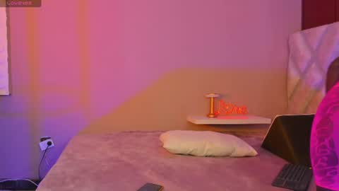 zamy_atelier online show from 30, 6, 2026