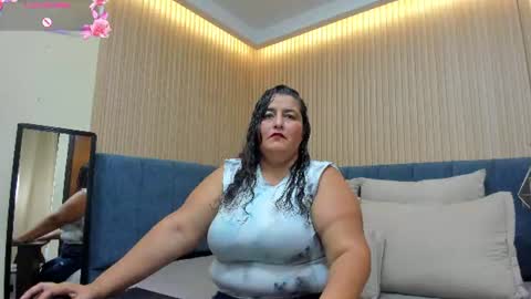 Snapshot of zara_milf_ chatting on 13, 6, 2026 zara online show from 13, 6, 2026