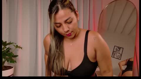 Zara Nova online show from 17, 1, 2026