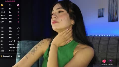 Snapshot of zaradames_ chatting on 21, 10, 2025 zaradames_ online show from 21, 10, 2025