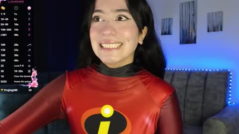 Snapshot of zaradames_ chatting on 15, 11, 2025 zaradames_ online show from 15, 11, 2025