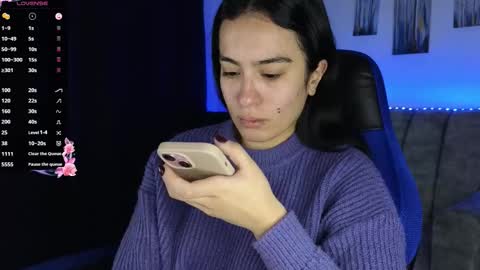 Snapshot of zaradames_ chatting on 19, 12, 2025 zaradames_ online show from 19, 12, 2025