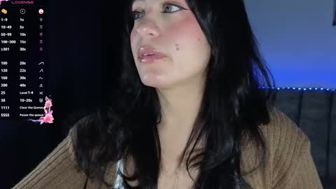 Snapshot of zaradames_ chatting on 5, 3, 2026 zaradames_ online show from 5, 3, 2026