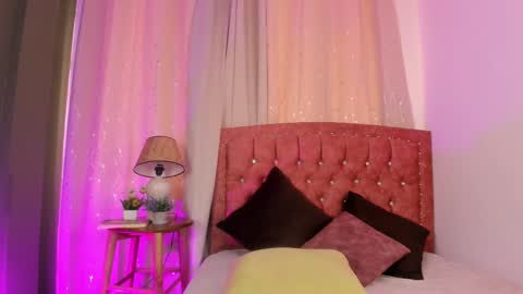 Zara . online show from 22, 9, 2025