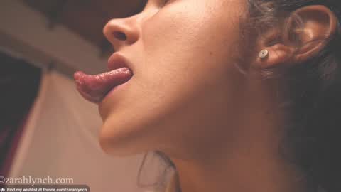 Miss Lynch   Next show  2911 online show from 17, 12, 2024